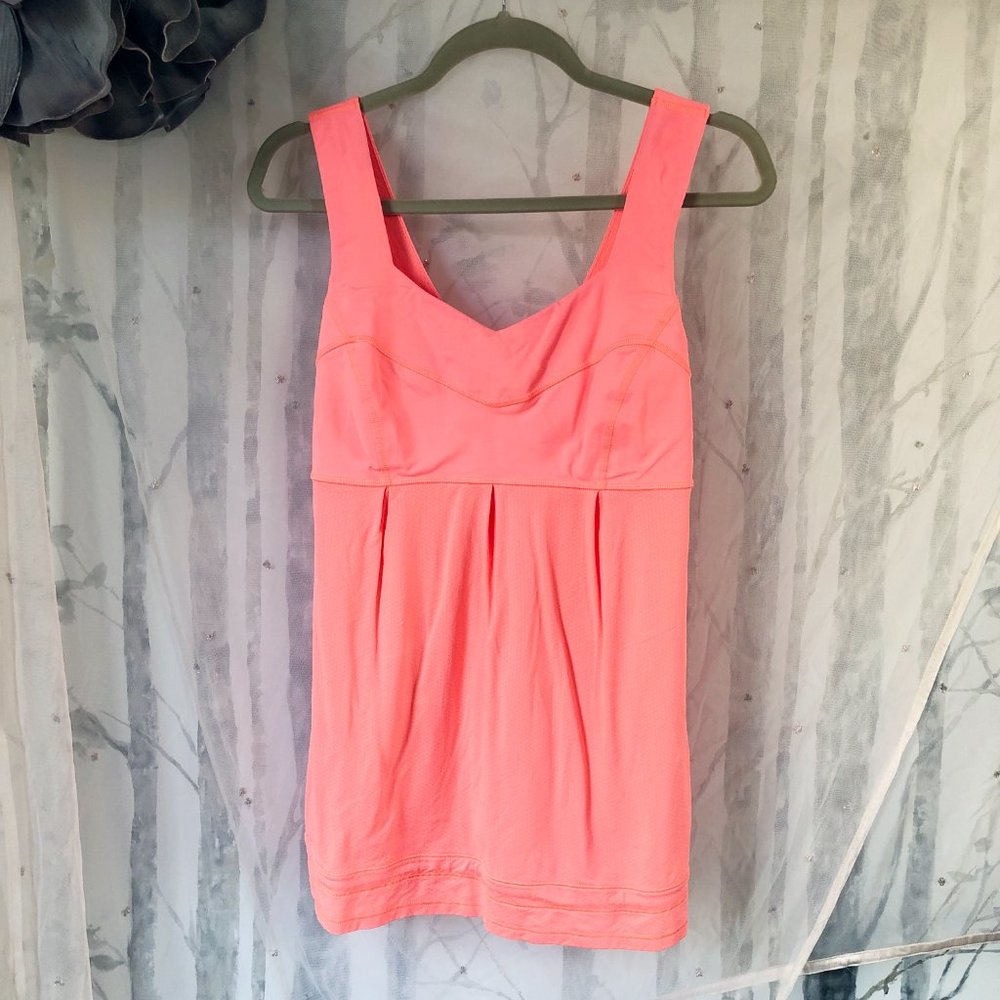 lululemon athletic top